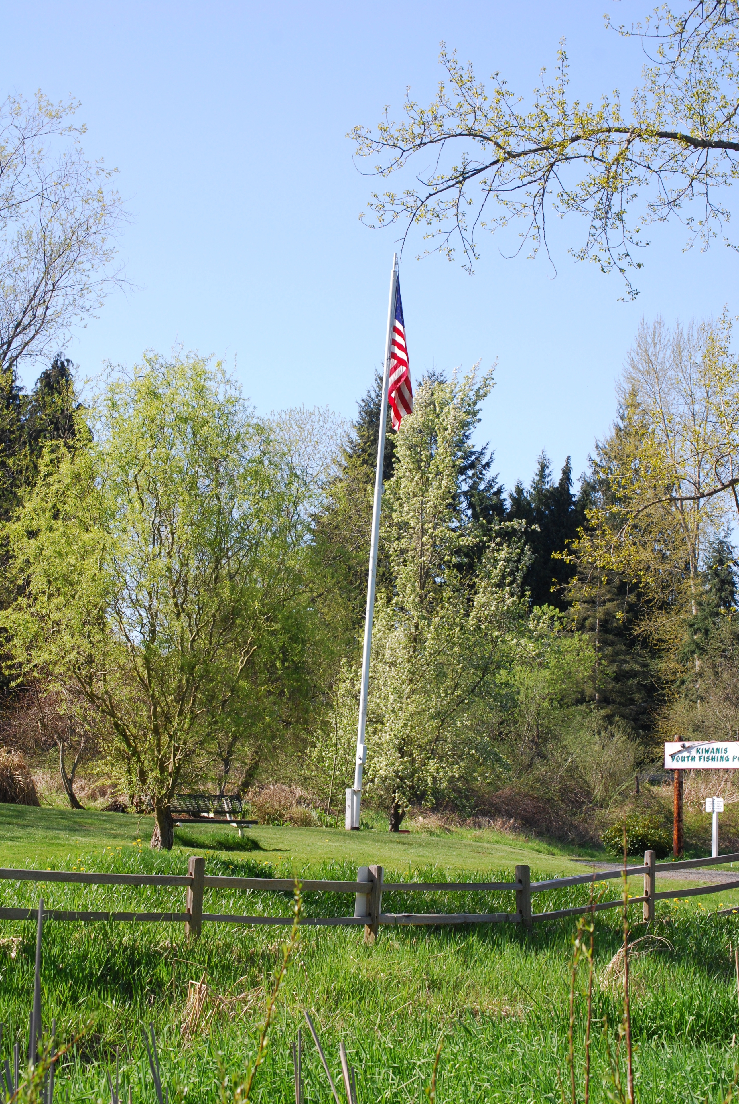 jenning Park flag pole FIXED